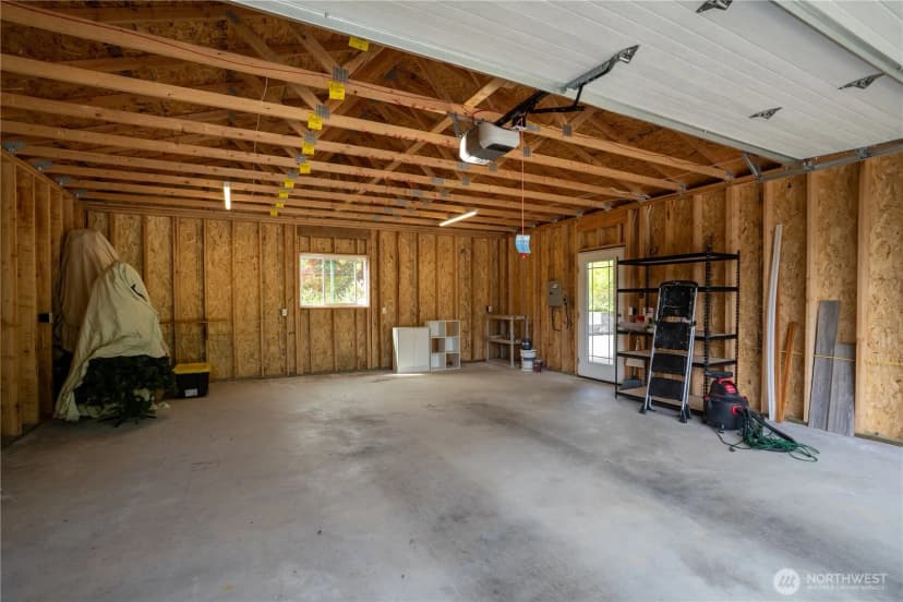 Property photo for 19107 Bonney Lake Boulevard E, Bonney Lake photo 28