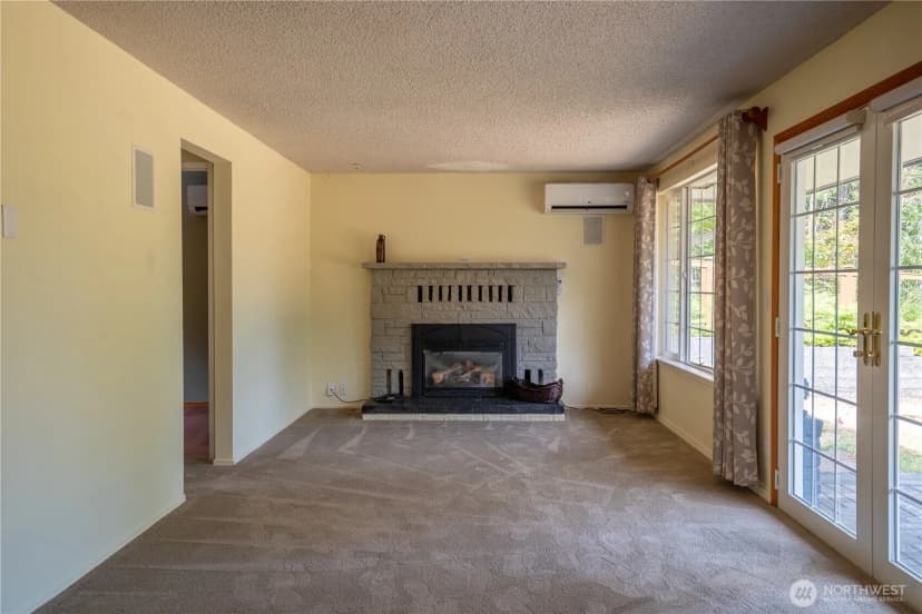Property photo for 19107 Bonney Lake Boulevard E, Bonney Lake photo 4