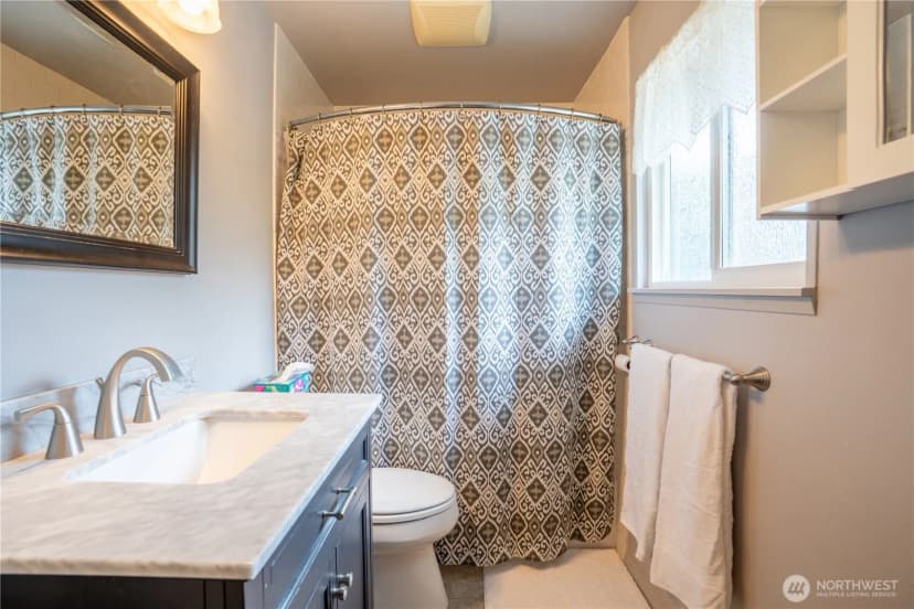Property photo for 19107 Bonney Lake Boulevard E, Bonney Lake photo 15