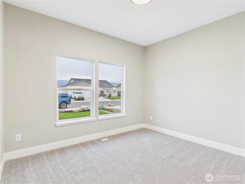 Property photo for 2435 Noah Street Se, East Wenatchee photo 12
