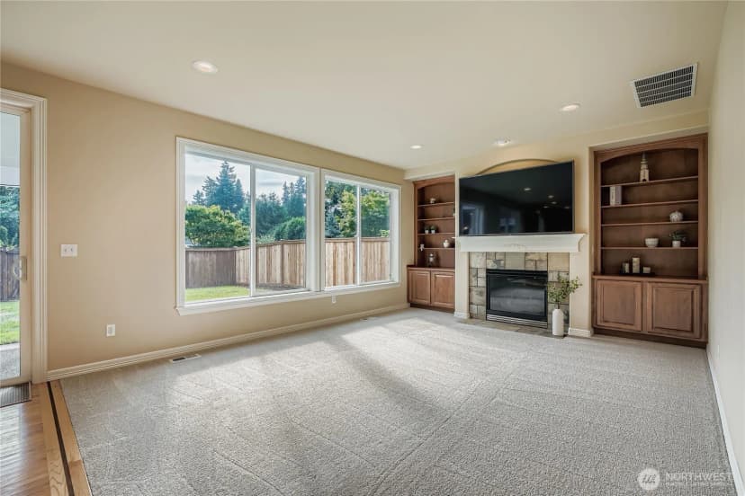 Property photo for 2919 18th Street Sw, Puyallup photo 11