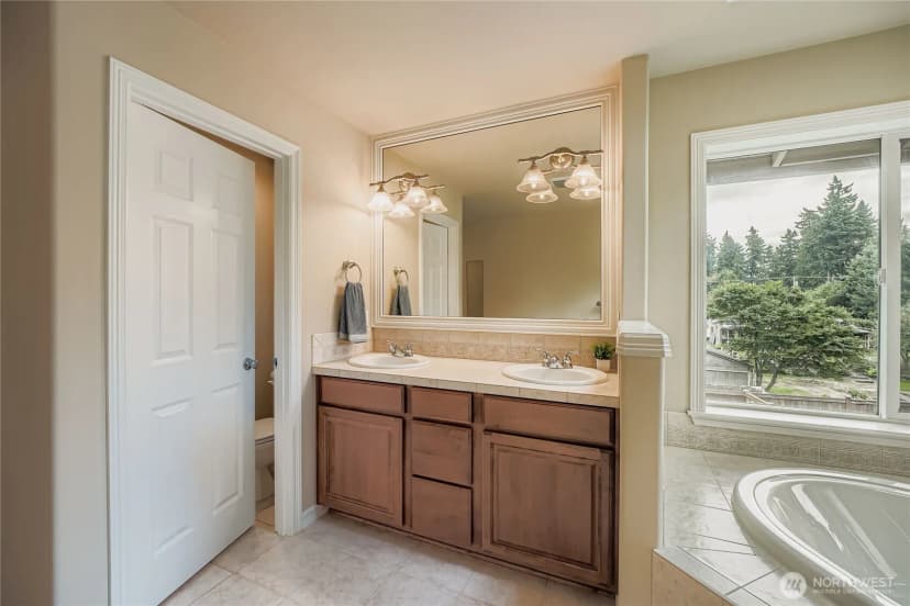 Property photo for 2919 18th Street Sw, Puyallup photo 16