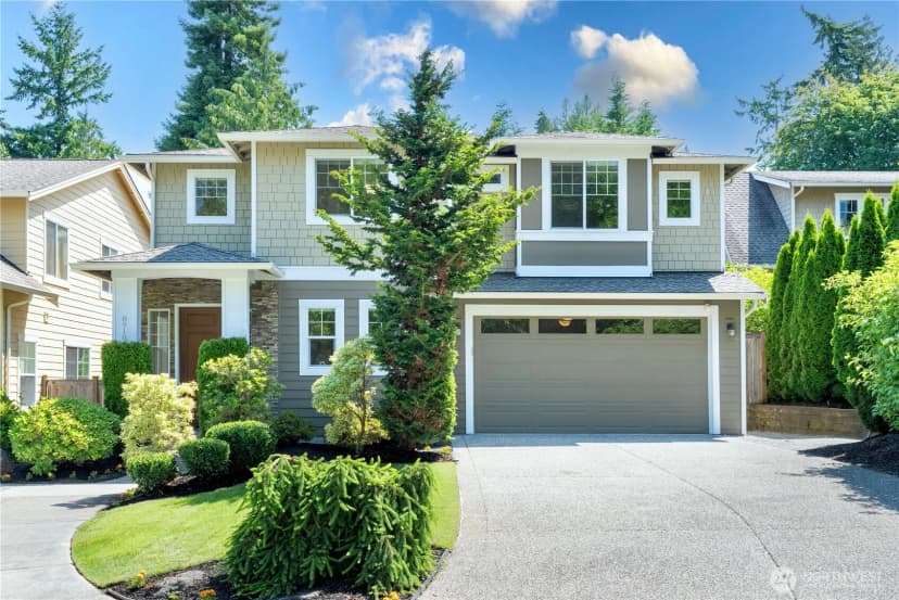Property photo for 891 125th Lane Ne, Kirkland