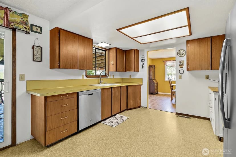 Property photo for 3723 114th Avenue E, Edgewood photo 21