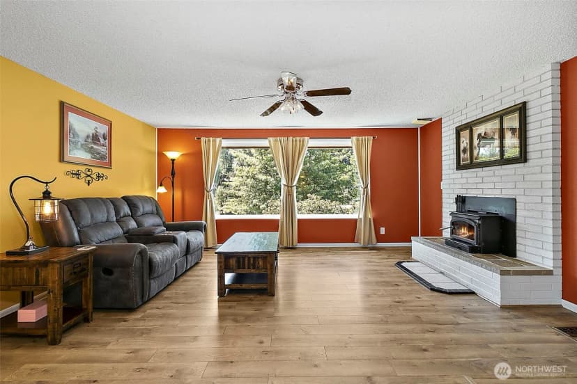 Property photo for 3723 114th Avenue E, Edgewood photo 14