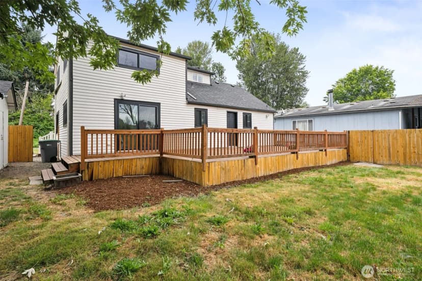 Property photo for 202 11th Avenue N, Algona photo 32