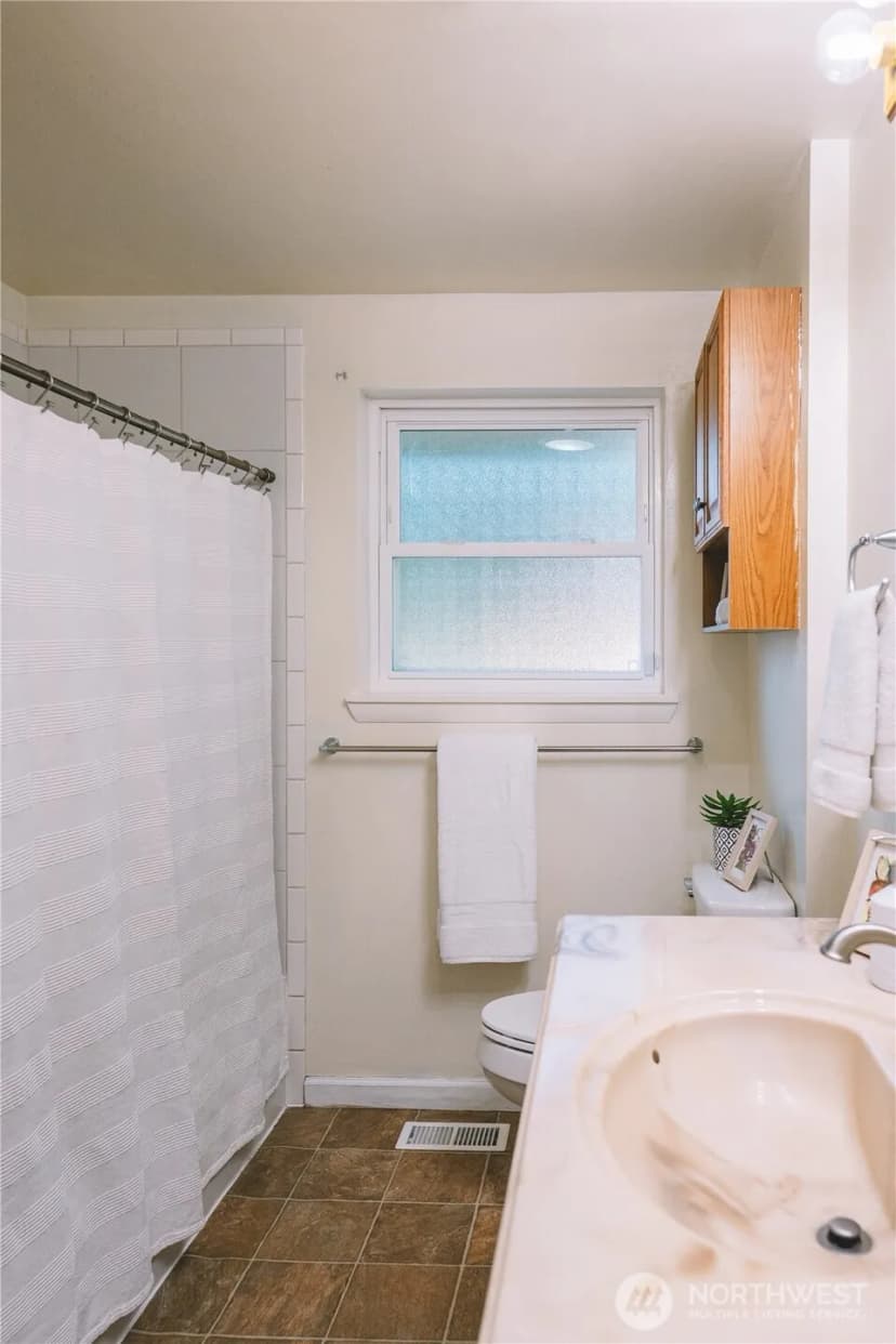 Property photo for 609 141st Street S, Tacoma photo 20