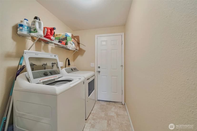 Property photo for 17012 17th Avenue Ct E, Spanaway photo 28