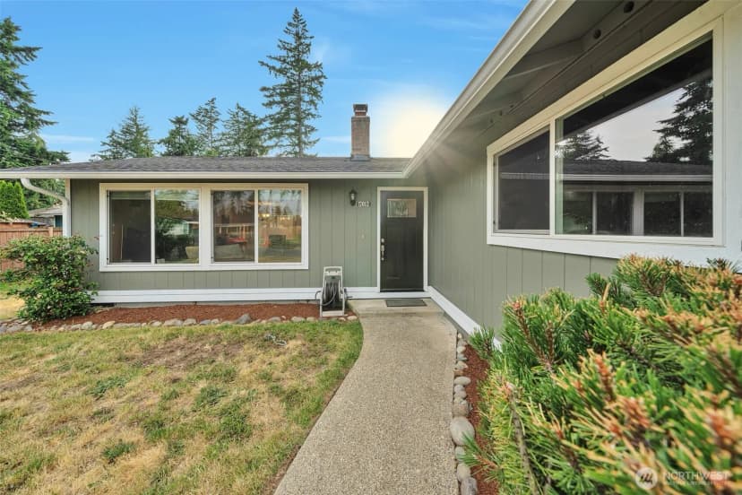 Property photo for 17012 17th Avenue Ct E, Spanaway photo 3