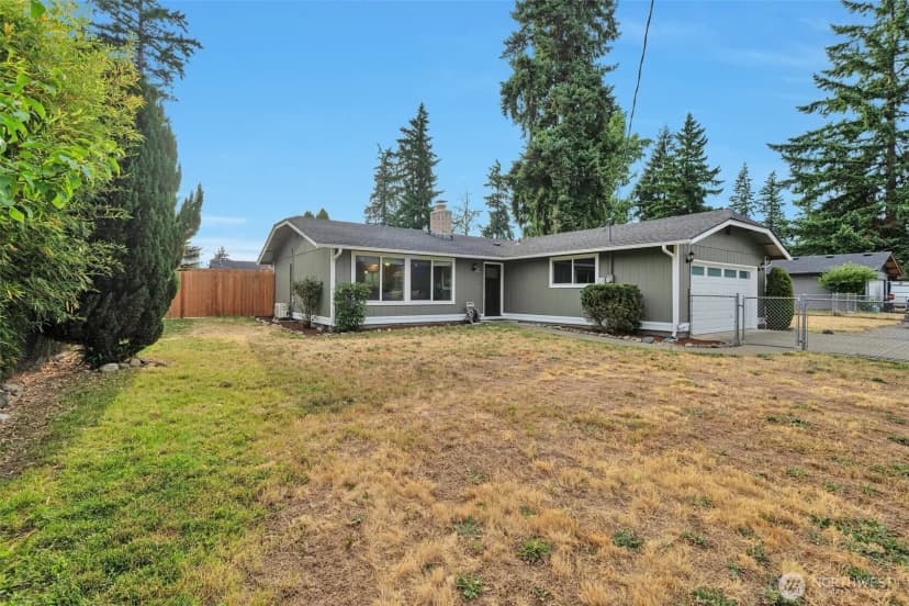 Property photo for 17012 17th Avenue Ct E, Spanaway photo 2