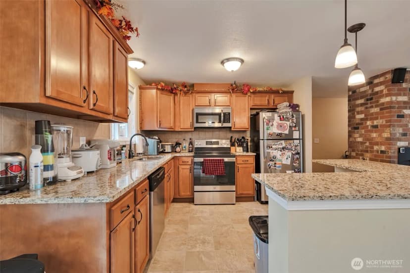 Property photo for 17012 17th Avenue Ct E, Spanaway photo 17