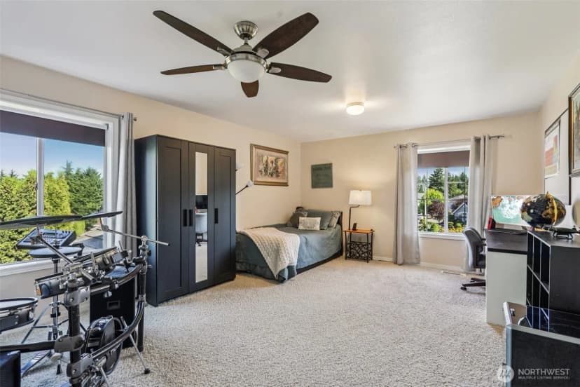 Property photo for 708 Sw 353rd Place, Federal Way photo 24