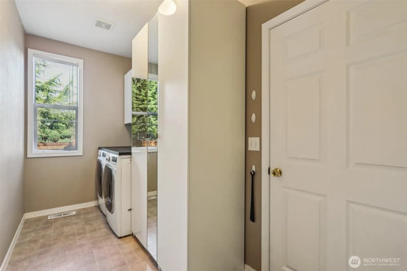 Property photo for 708 Sw 353rd Place, Federal Way photo 18