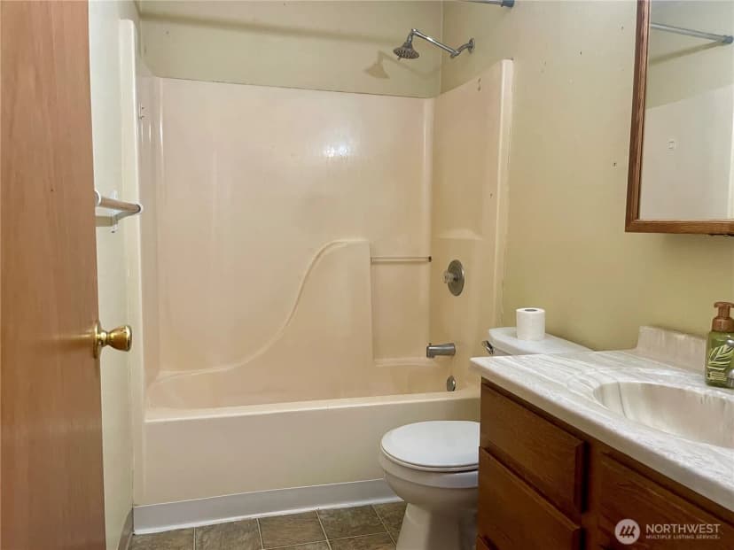 Property photo for 311 Cedar Court, Winlock photo 19