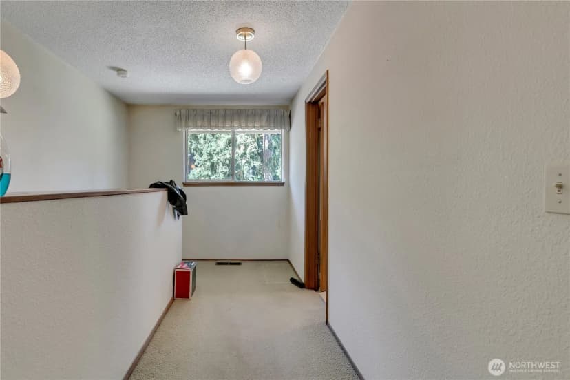 Property photo for 8811 25th Avenue Ct S, Lakewood photo 17