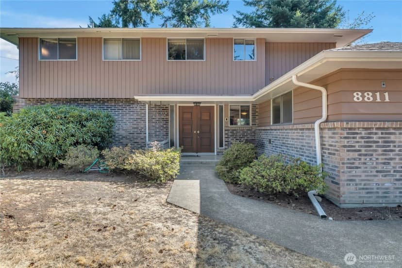 Property photo for 8811 25th Avenue Ct S, Lakewood photo 2