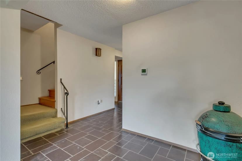 Property photo for 8811 25th Avenue Ct S, Lakewood photo 15