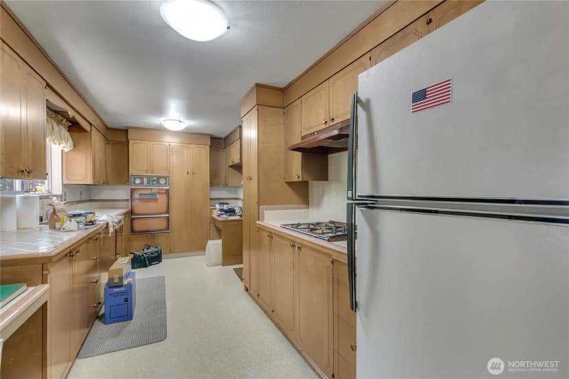 Property photo for 8811 25th Avenue Ct S, Lakewood photo 6