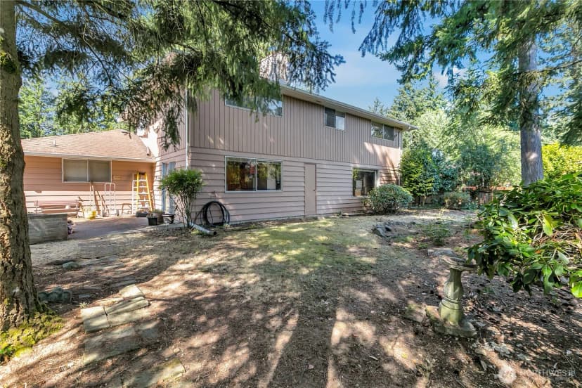 Property photo for 8811 25th Avenue Ct S, Lakewood photo 28