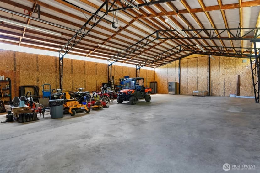 Property photo for 23706 Ne W H Garner Road, Yacolt photo 11
