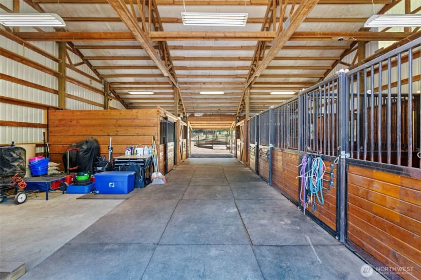 Property photo for 23706 Ne W H Garner Road, Yacolt photo 9