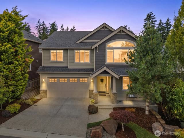 Property photo for 13630 Ne 133rd Street, Kirkland photo 2