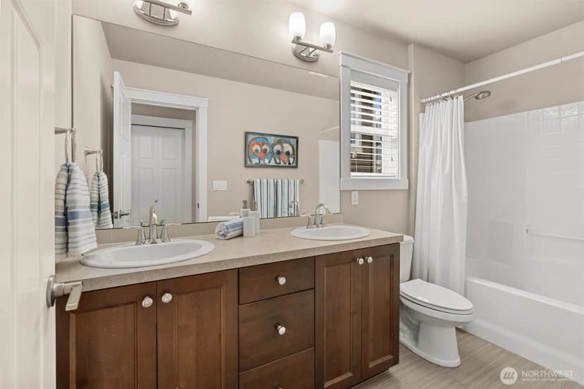 Property photo for 13630 Ne 133rd Street, Kirkland photo 28