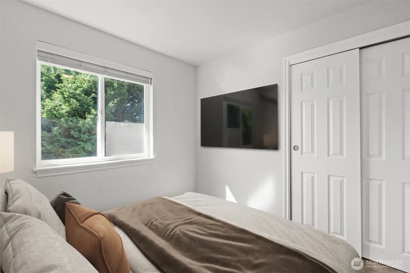 Property photo for 1713 S 30th Street, Mount Vernon photo 17