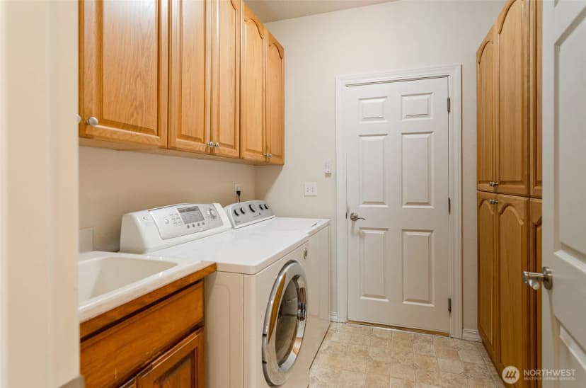 Property photo for 8309 Camano Loop Ne, Lacey photo 20