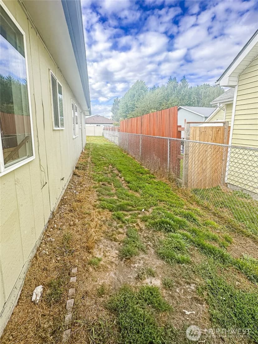 Property photo for 760 34th, Longview photo 17