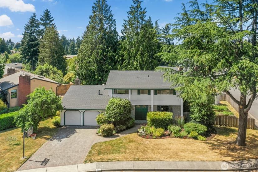 Property photo for 1023 144th Place Se, Bellevue photo 34