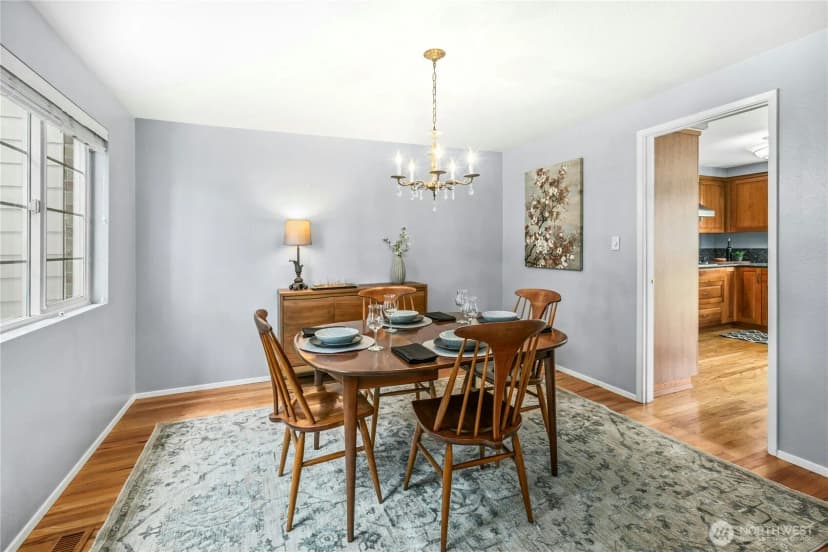 Property photo for 1023 144th Place Se, Bellevue photo 11