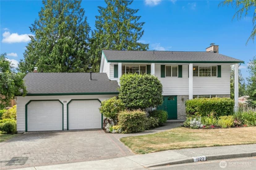 Property photo for 1023 144th Place Se, Bellevue photo 6