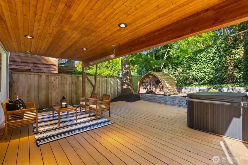 Property photo for 1612 32nd Avenue, Seattle photo 14