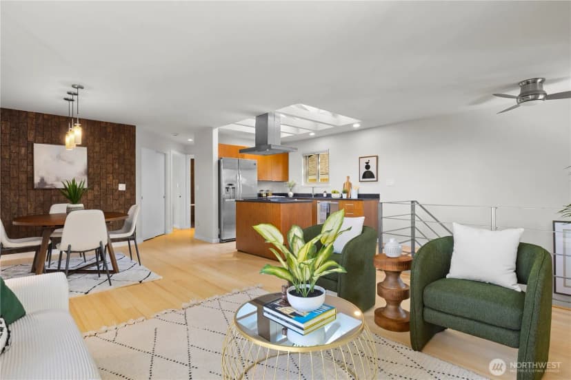 Property photo for 1612 32nd Avenue, Seattle photo 6