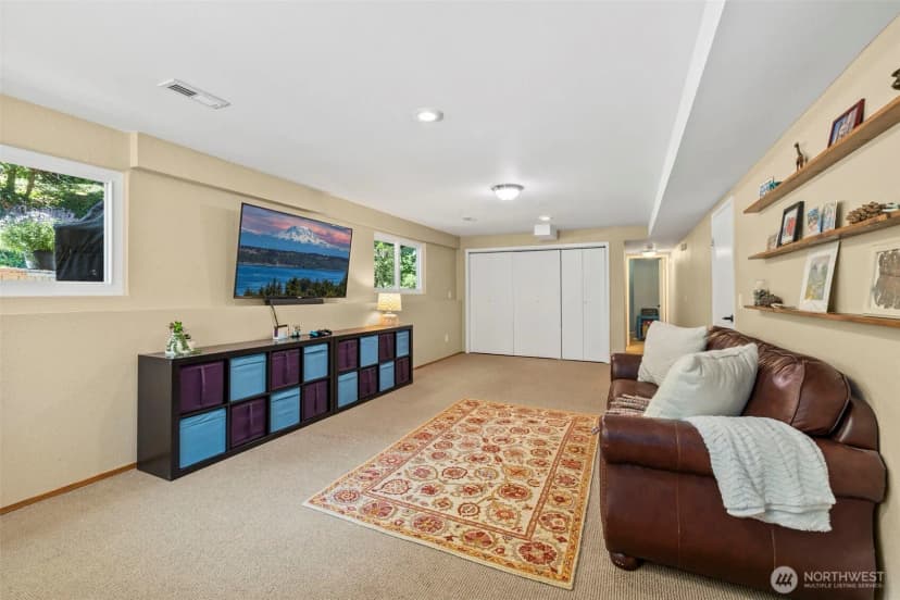 Property photo for 12017 Se 73rd Place, Newcastle photo 28