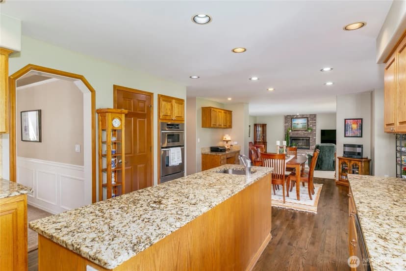 Property photo for 7421 W Country Club Drive, Arlington photo 10