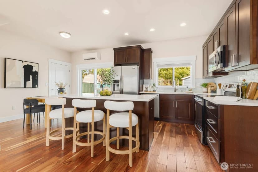 Property photo for 7412 45th Avenue S, Seattle photo 14