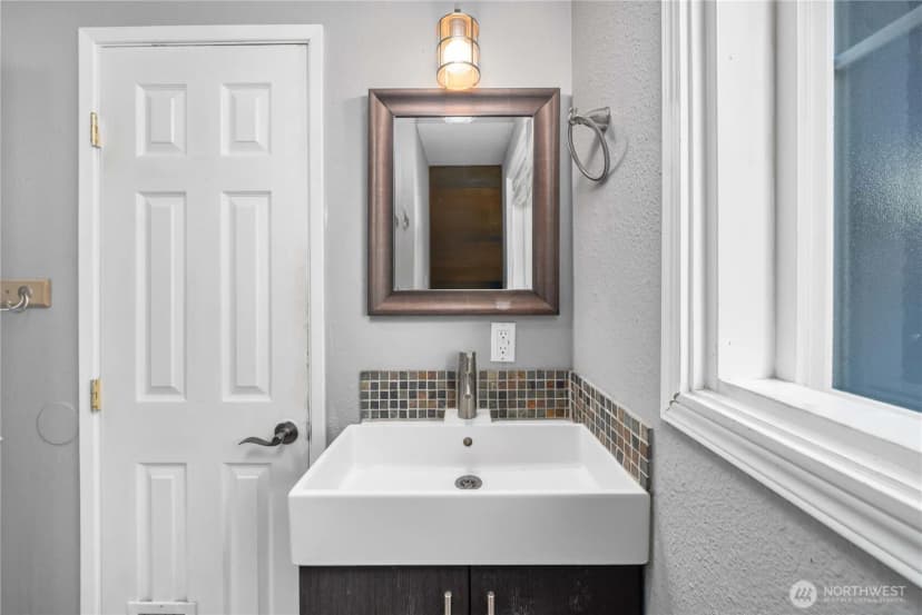 Property photo for 52 Lindale Lane Sw, Lakewood photo 19