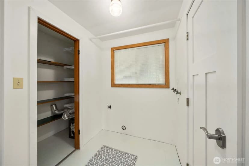 Property photo for 10212 Cedrona Street Sw, Lakewood photo 12