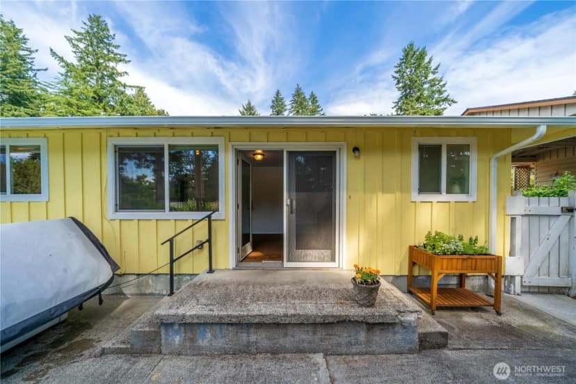 Property photo for 10212 Cedrona Street Sw, Lakewood photo 18