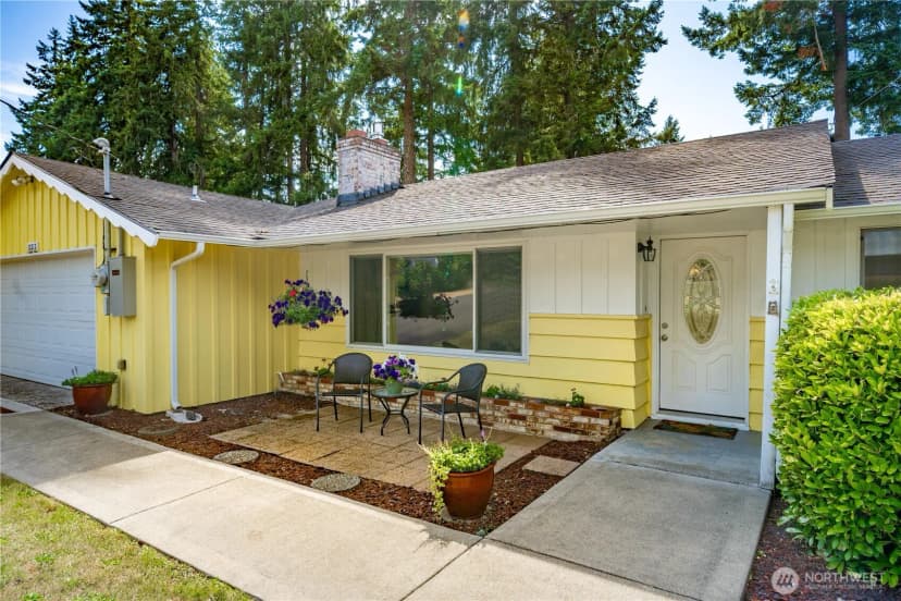 Property photo for 10212 Cedrona Street Sw, Lakewood photo 2