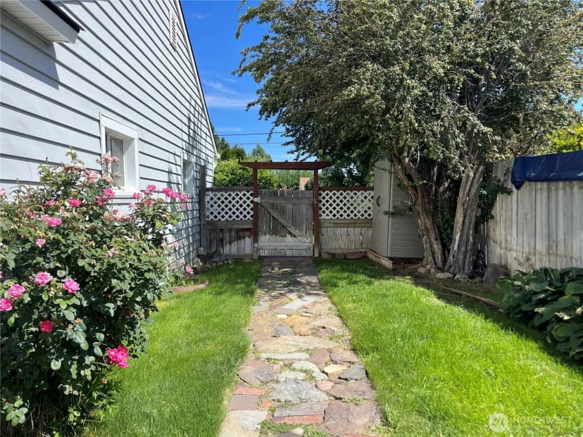 Property photo for 833 C Street Nw, Ephrata photo 28