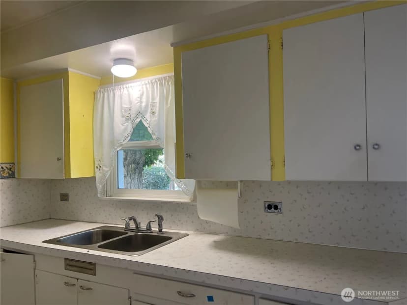 Property photo for 833 C Street Nw, Ephrata photo 16