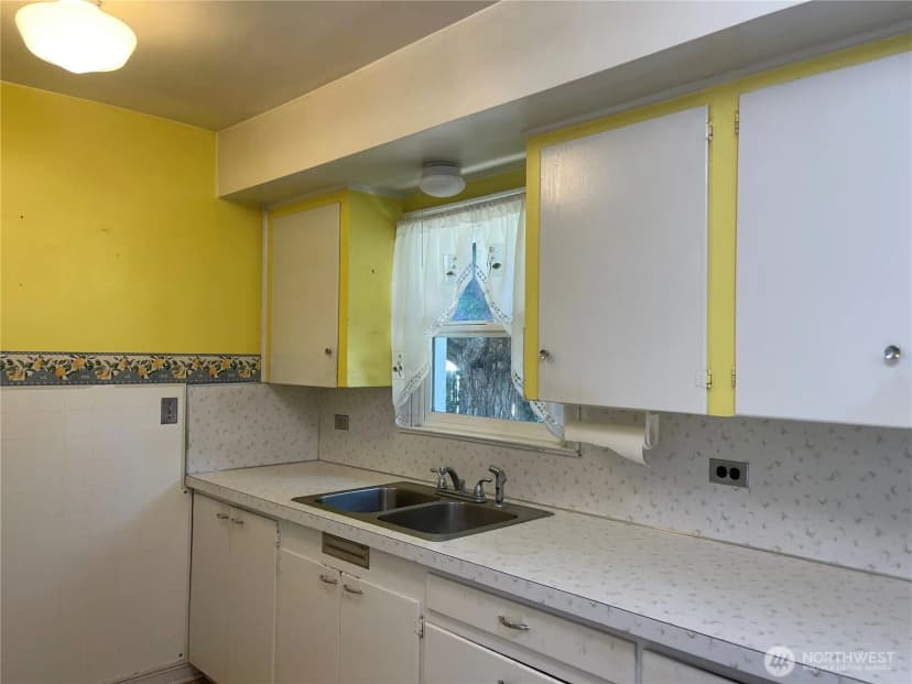 Property photo for 833 C Street Nw, Ephrata photo 15