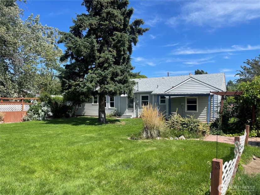 Property photo for 833 C Street Nw, Ephrata photo 25