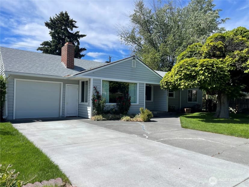 Property photo for 833 C Street Nw, Ephrata photo 9