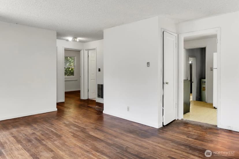 Property photo for 4732 45th Avenue S, Seattle photo 10