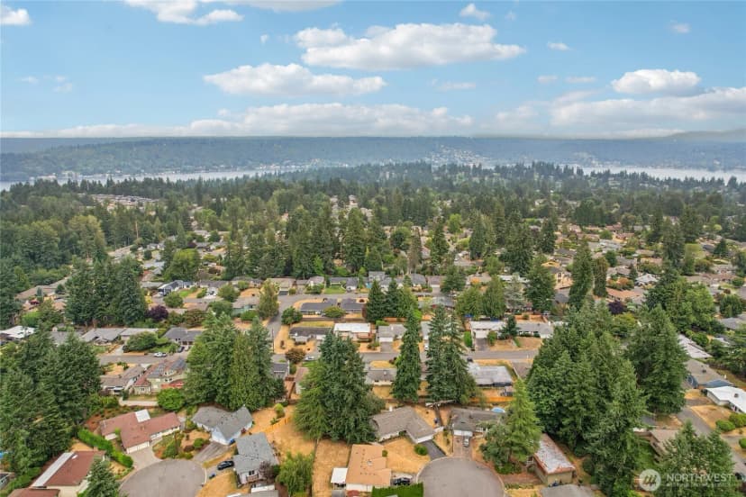Property photo for 2109 168th Avenue Ne, Bellevue photo 29