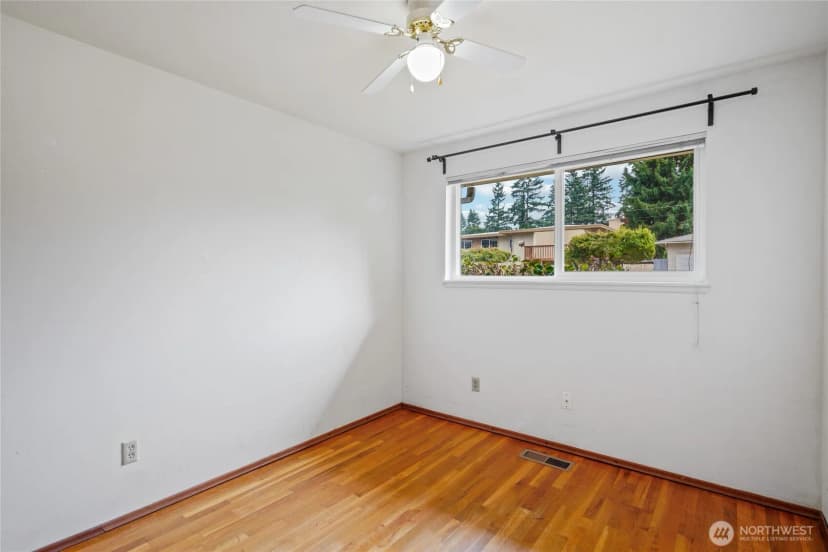 Property photo for 2109 168th Avenue Ne, Bellevue photo 15